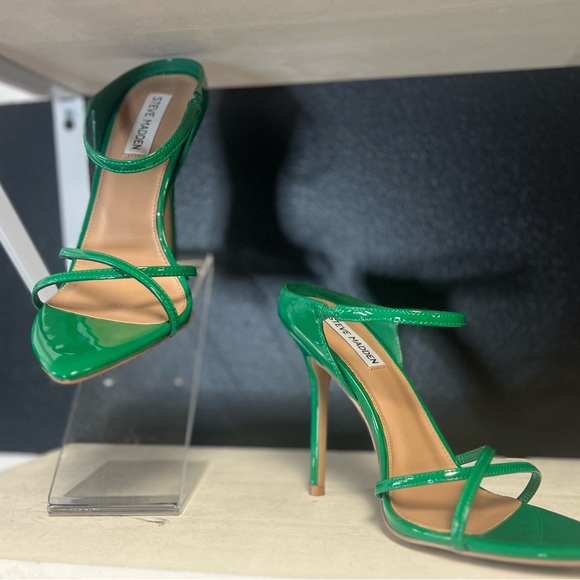 Steve Madden SIZE 9 Green Heel Sandals - Picture 2 of 6